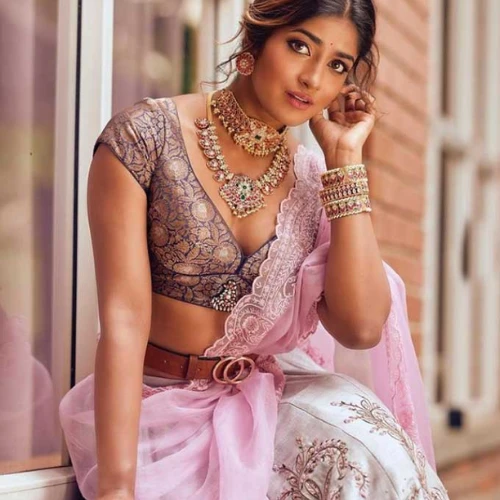 Dimple Hayathi Career
